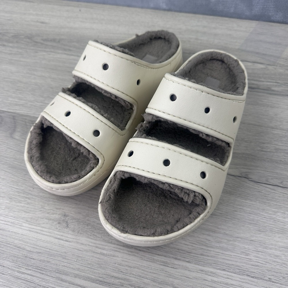 Crocs Classic Cozzzy Sandals Men's 8 Women's 10 White Gray Fuzzy Lined
